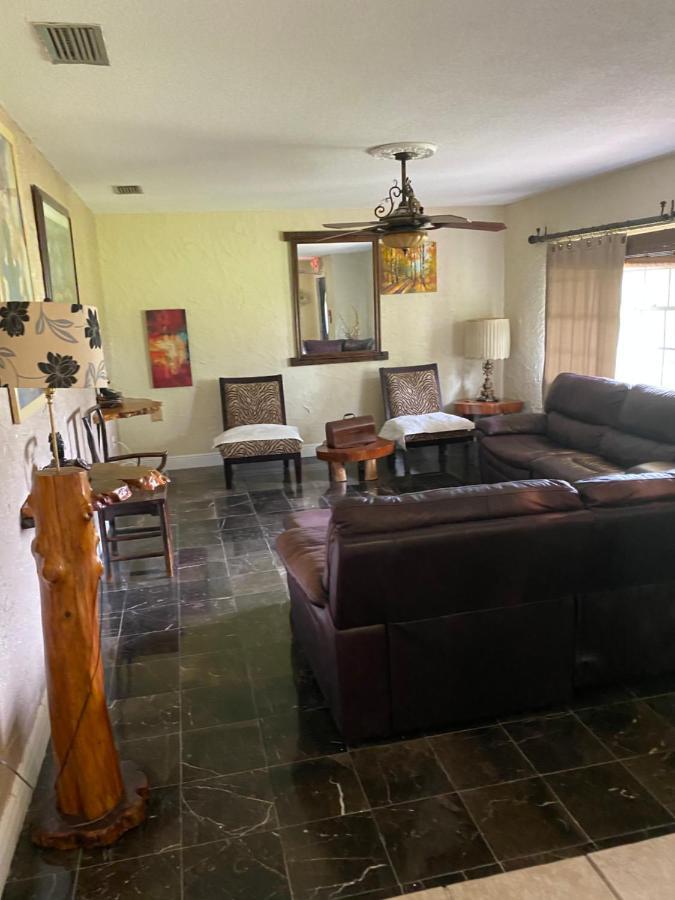 Hotel Oyo Family Ranch At Melbourne Fl Zewnętrze zdjęcie